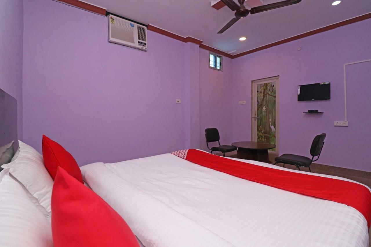 Oyo 31112 Hotel Abhinandan Palace Rāipur Екстериор снимка