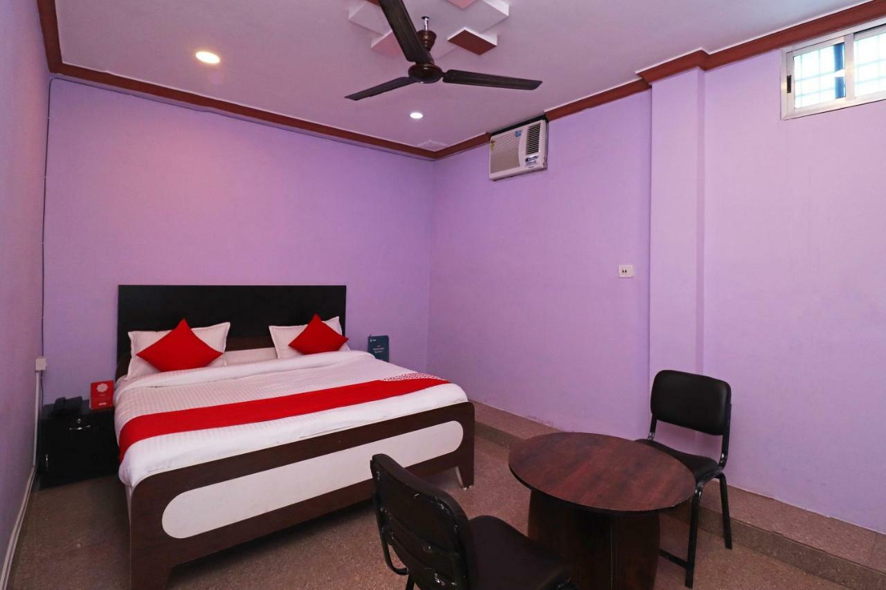 Oyo 31112 Hotel Abhinandan Palace Rāipur Екстериор снимка